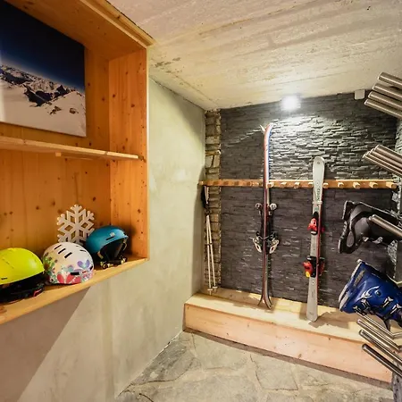 Panorama-ferienhaus Im Stubaital * 미에더스