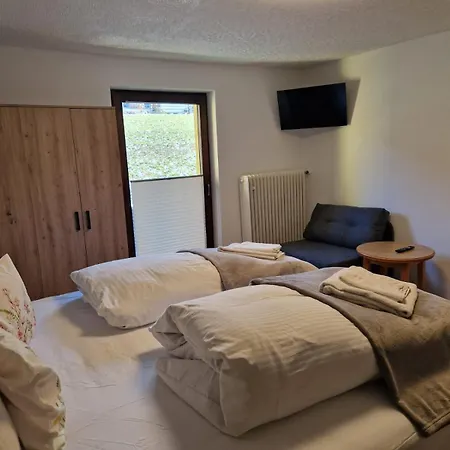 בית נופש Panorama-ferienhaus Im Stubaital