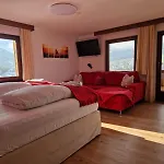 Panorama-ferienhaus Im Stubaital 펜션 *
